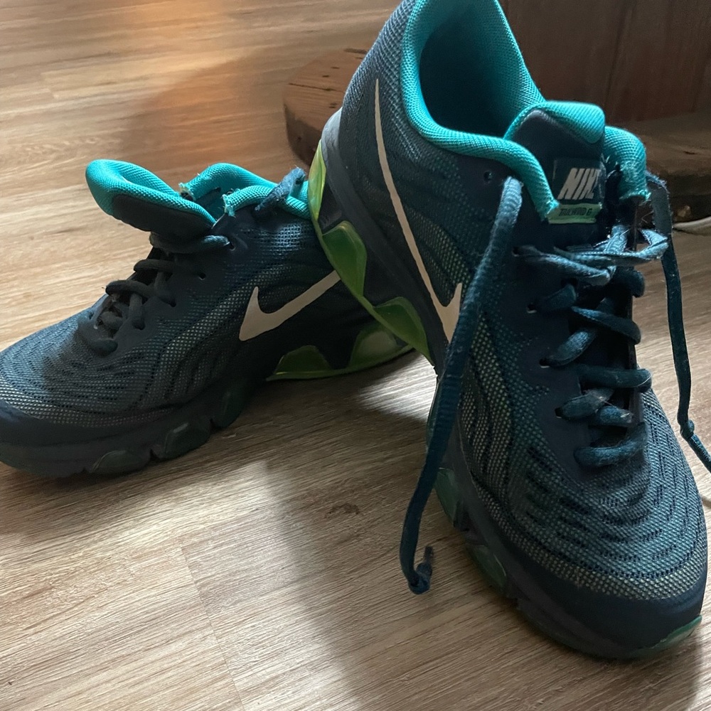 Nike shoes